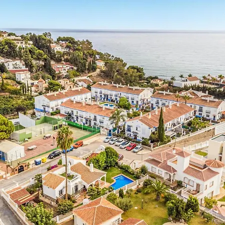 In Velez Malaga With Kitchen Holiday home Algarrobo Costa